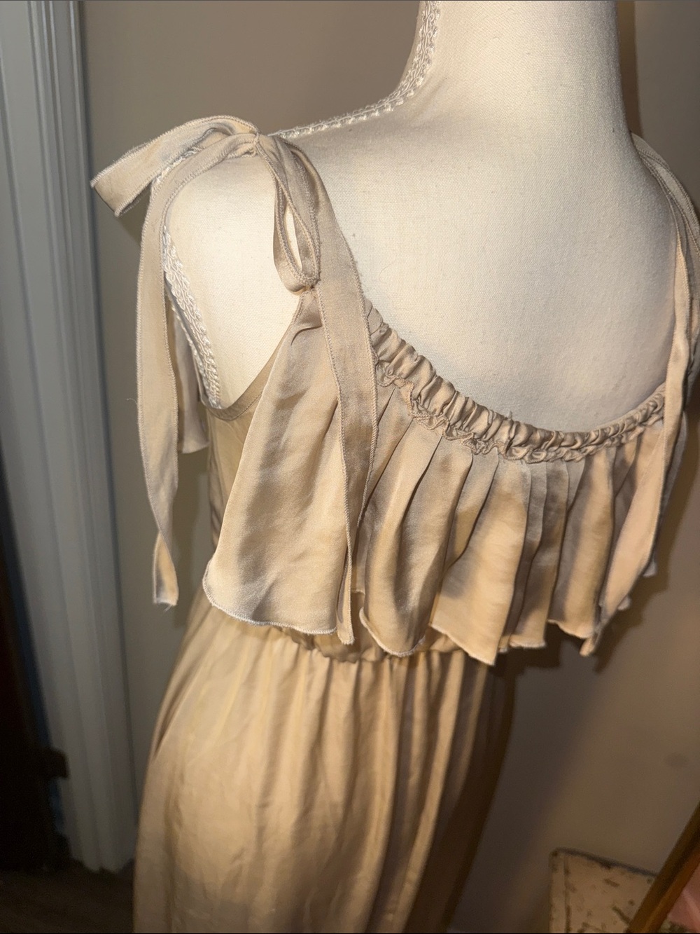 H&M Beige Ruffled Maxi Dress - Picture 5 of 6